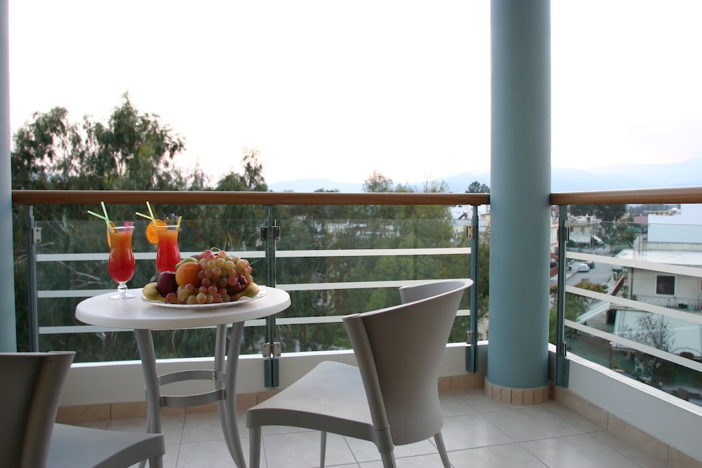 ALEXANDROS BOUTIQUE HOTEL 49/70