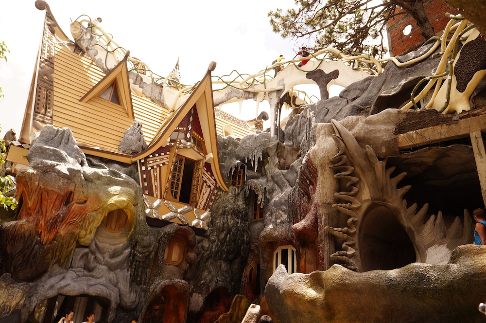 Crazy House 38/66