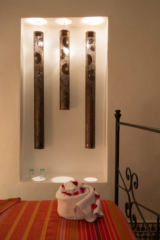 Riad Lhena 25/45
