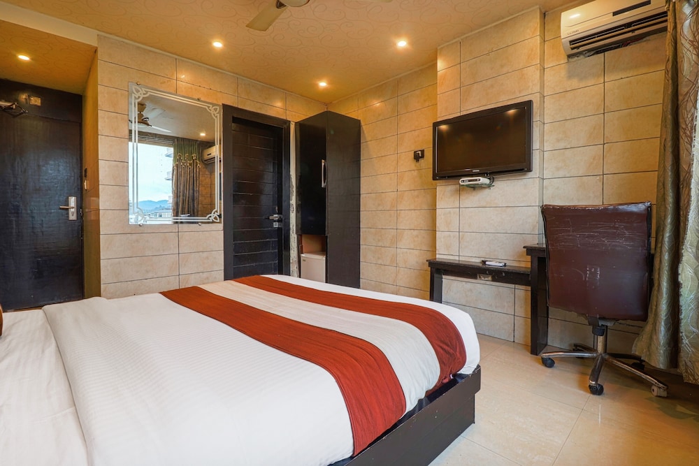 HOTEL GRAND SHIVA 27/50