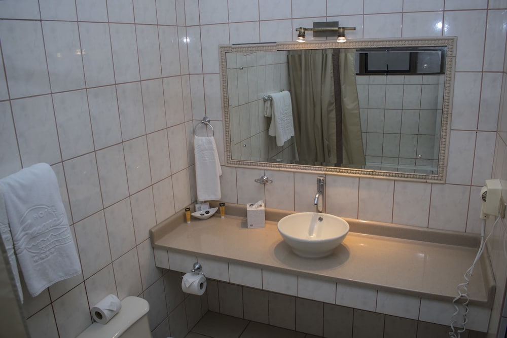 Hotel Suerre 38/40
