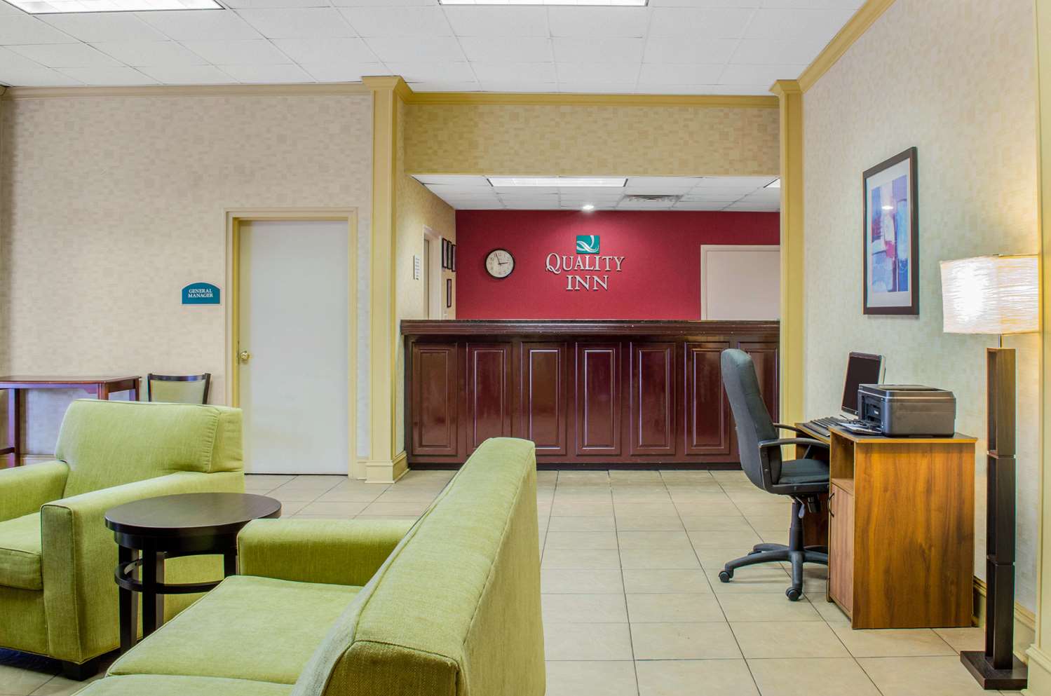 Quality Inn University Area Troy, AL 37/41