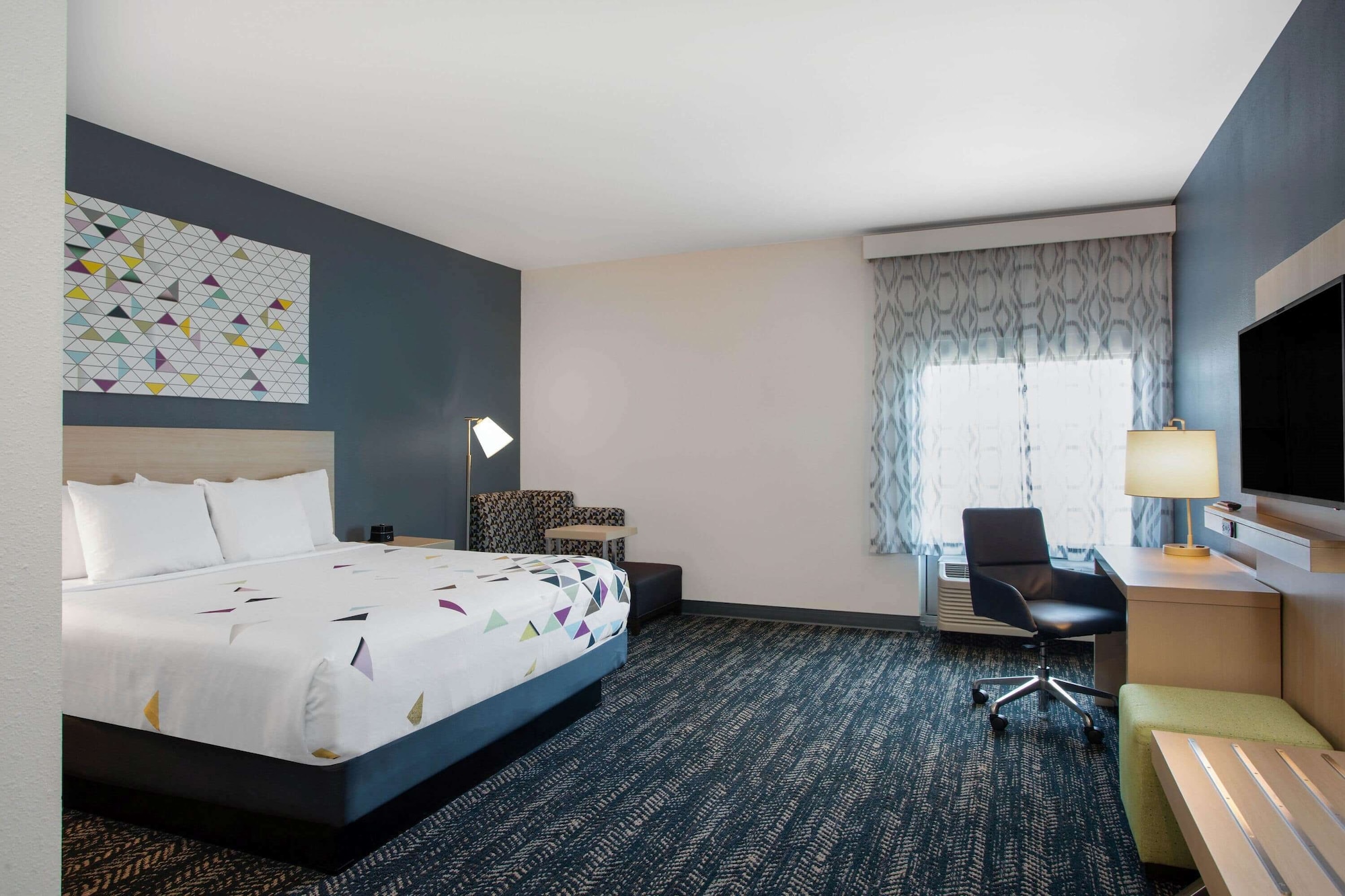 Studio, Suite, King Bed