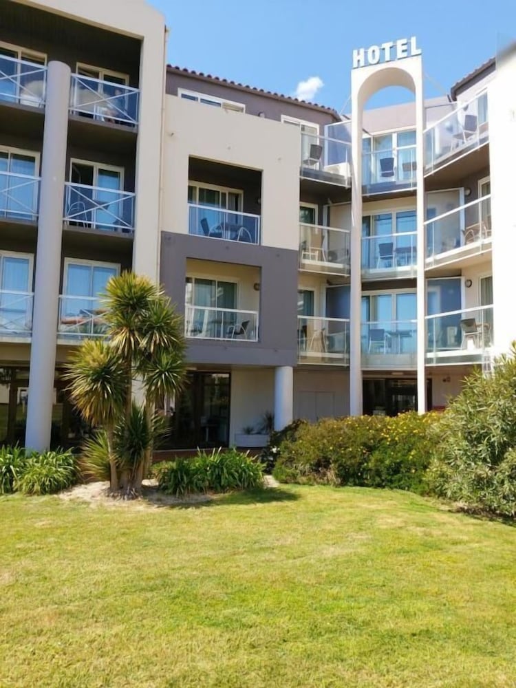 Hotel the Originals Les Sables D Olonne Admiral S Ex Inter Hotel Admirals 45/48