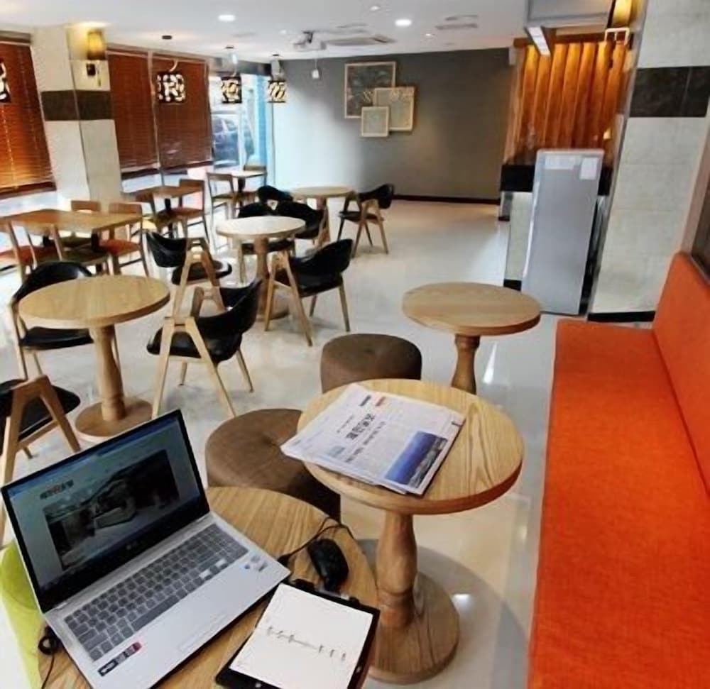 Jeju R Hotel Guest House Hostel 50/60