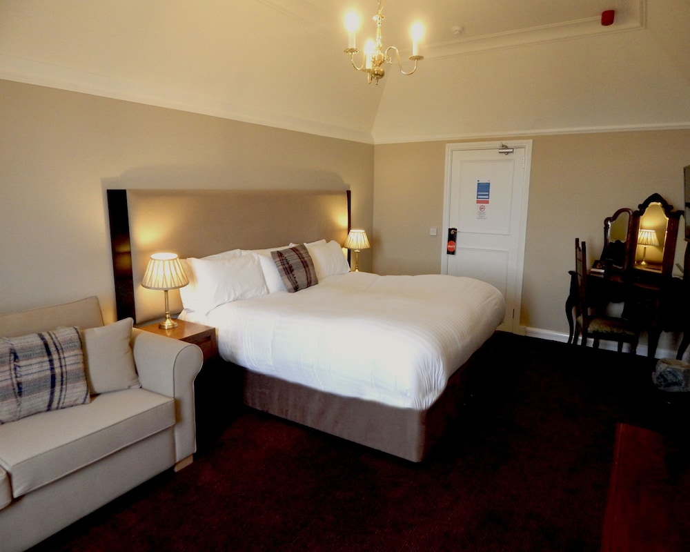 Tulloch Castle Hotel 22/67