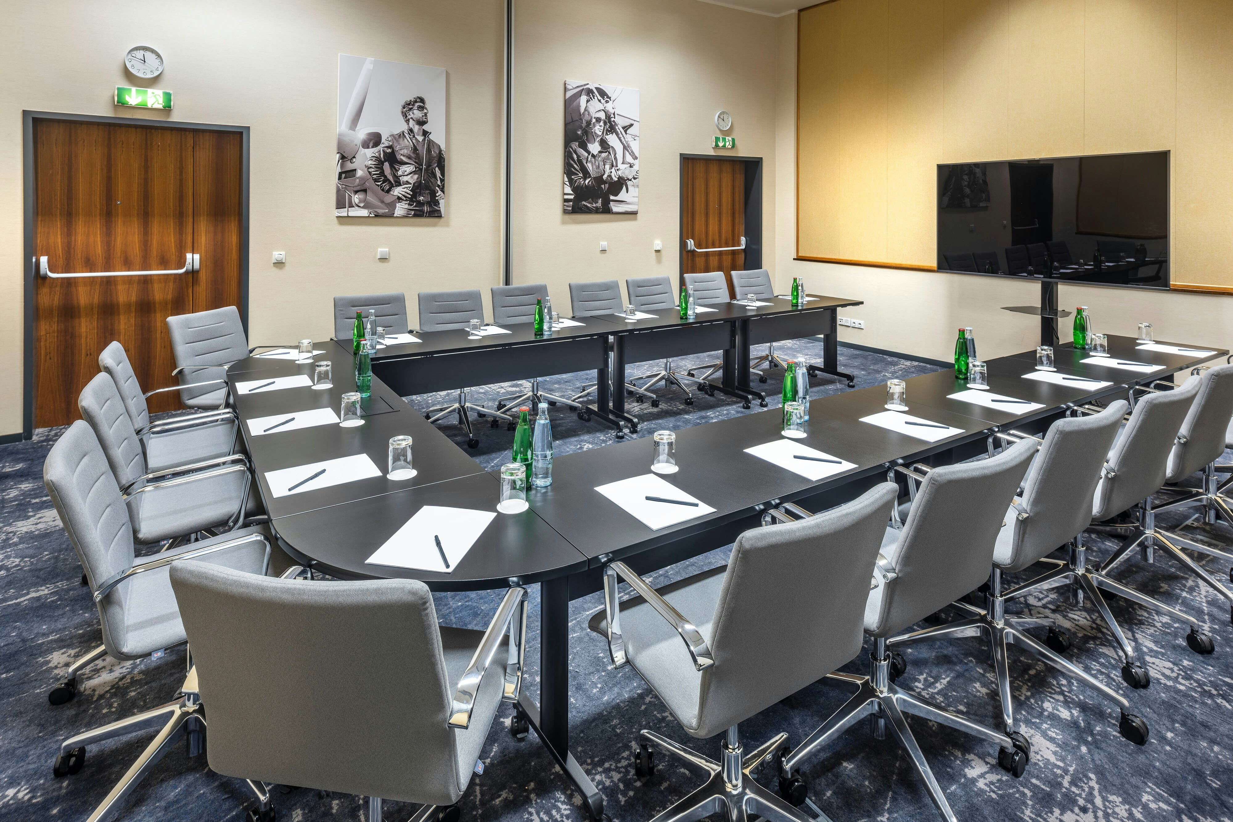 Courtyard By Marriott Prague Airport 49/59