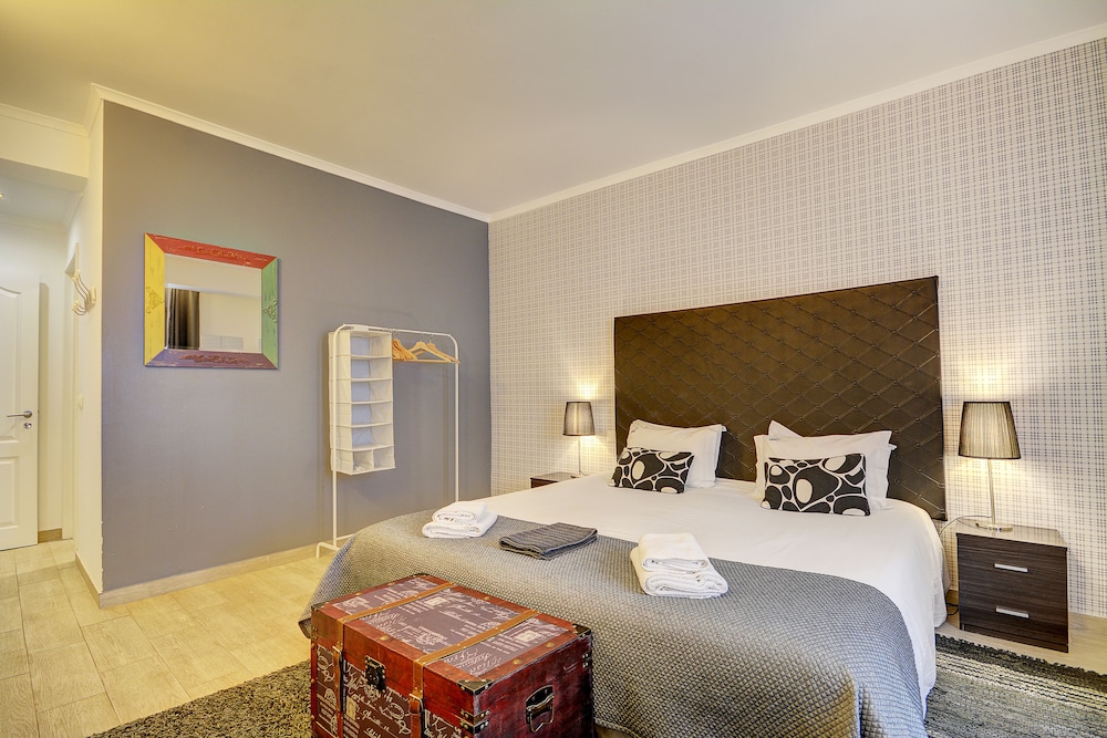 Inn Bairro Alto Bed & Breakfast 8/75