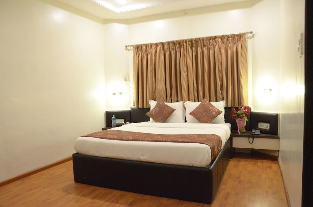 Hotel Vijay Residency 10/33