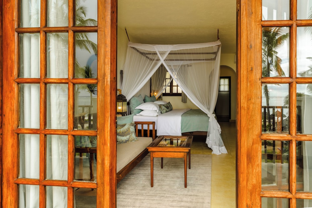 Breezes Beach Club & Spa 21/64
