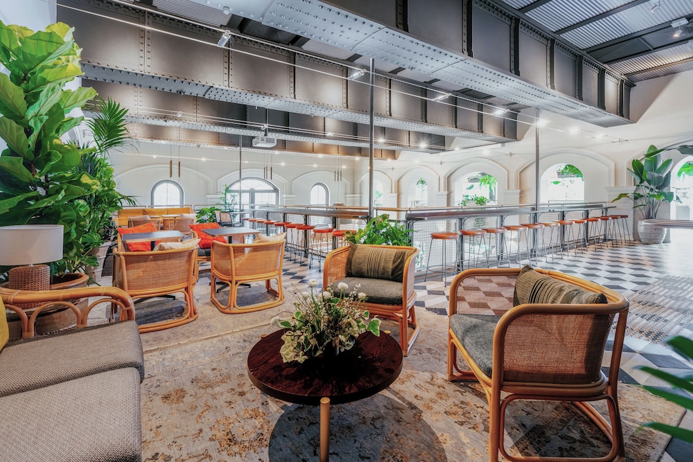 Novotel Sydney Darling Square 44/65