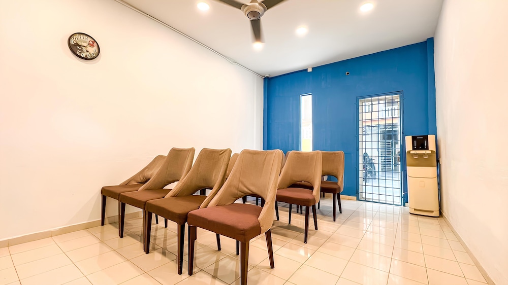 Royal Agate Beach Resort 50/64