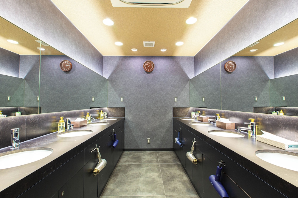 Capsule Hotel Anshin Oyado Akihabara - Men only 50/50