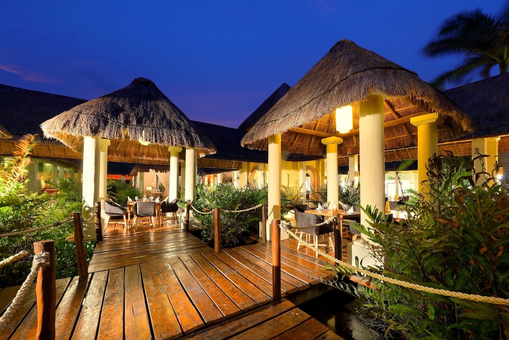Grand Palladium Kantenah Resort Spa All Inclusive 3/62
