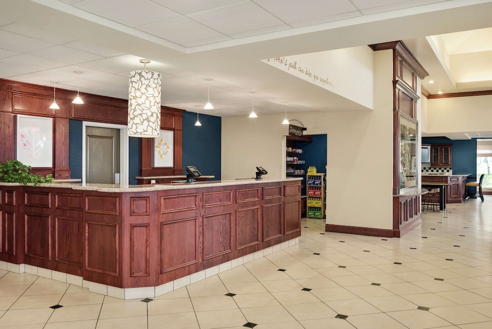 Hilton Garden Inn Dubuque Downtown 3/47
