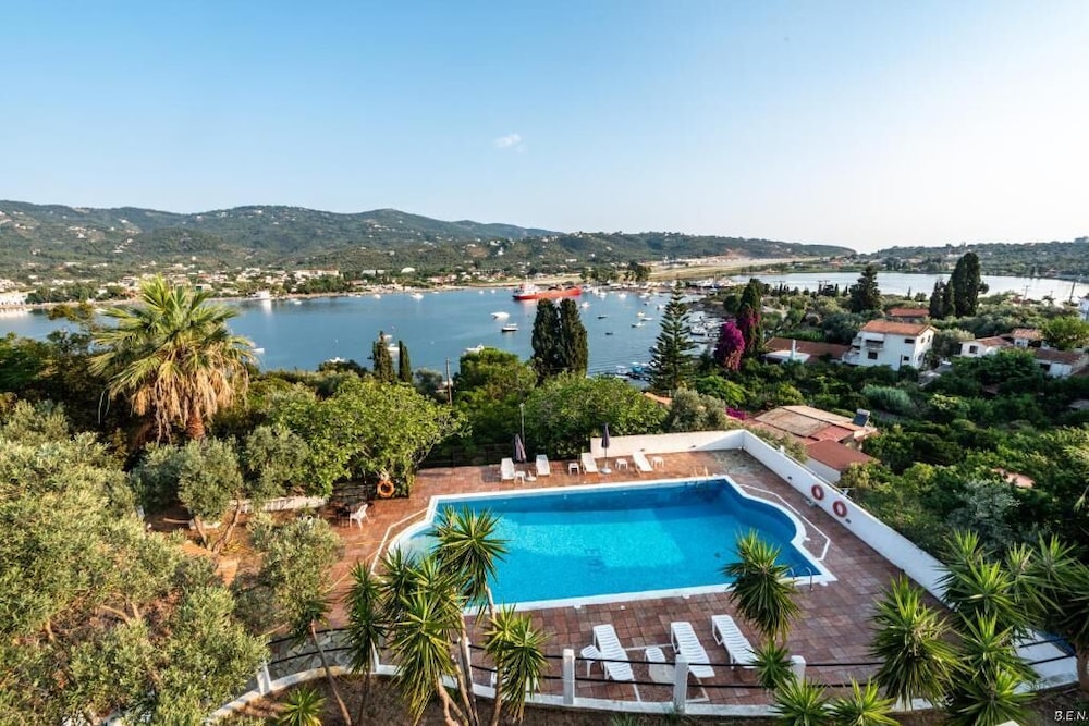 Anamar Skiathos 41/48