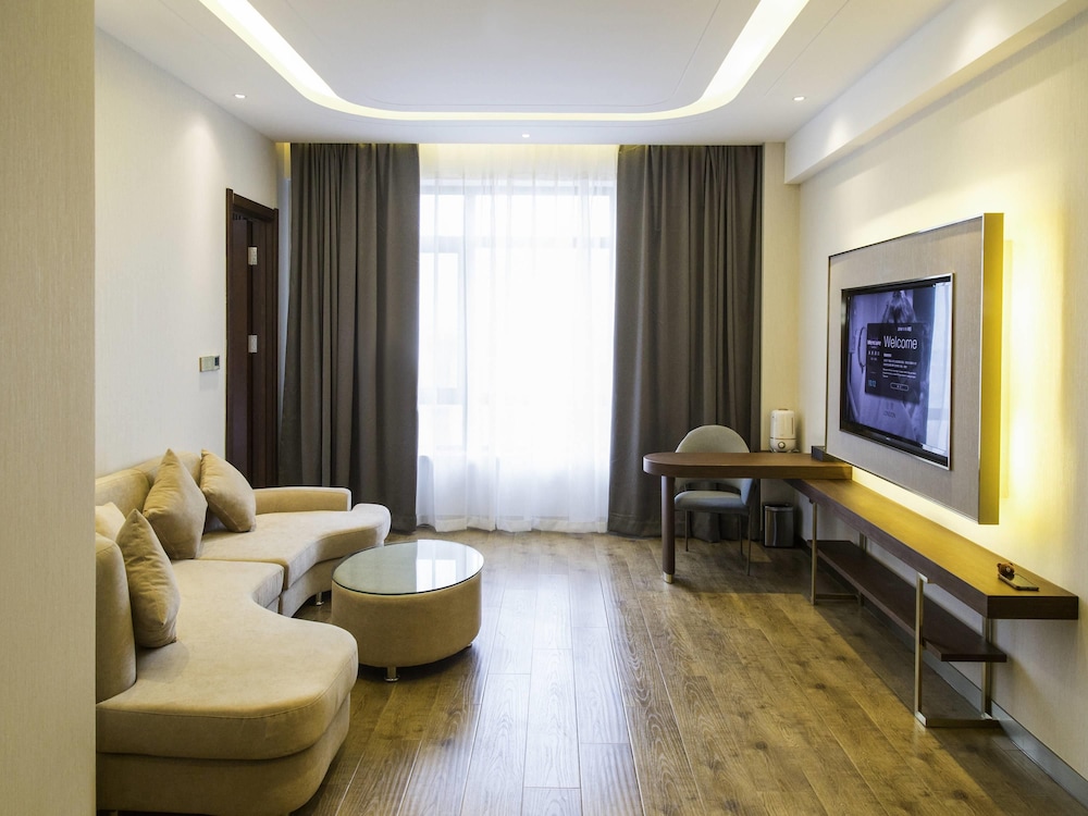 Mercure Harbin Songbei 32/46