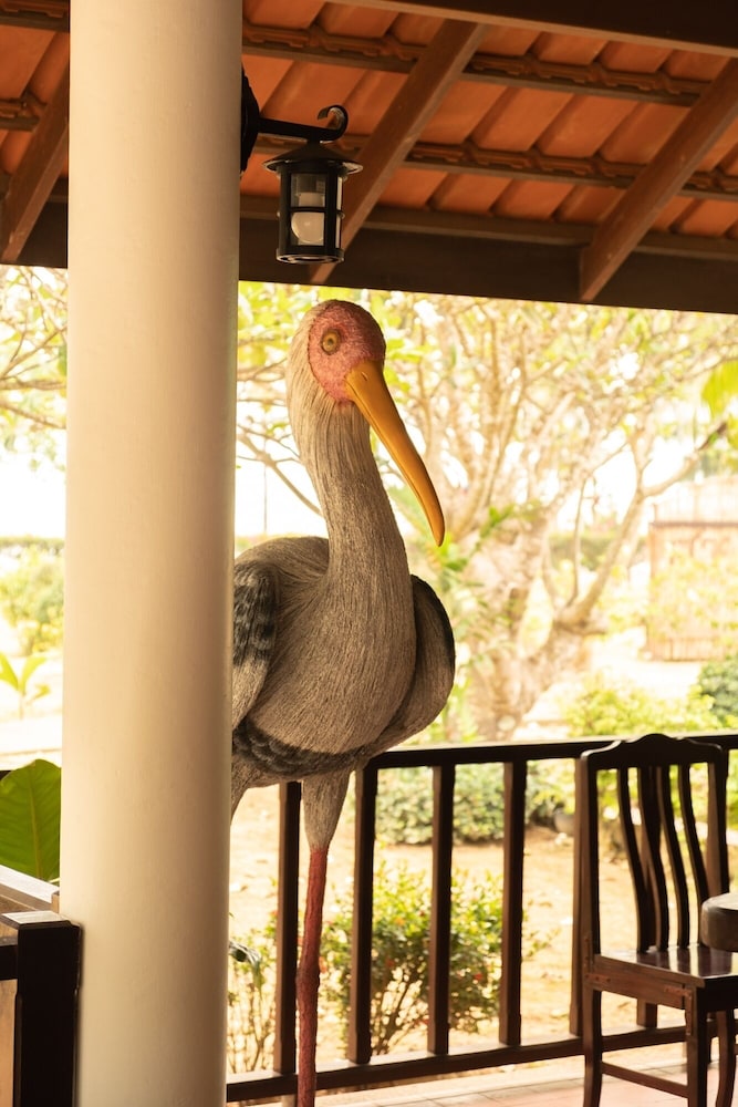 Sailom Resort Bangsaphan 30/55
