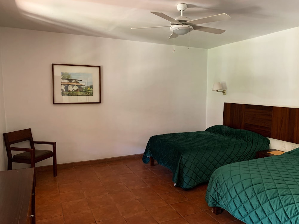 POSADA SANTA RITA 26/35