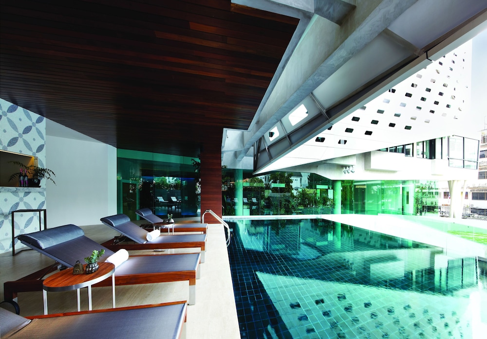 Lit Bangkok Hotel 85/107