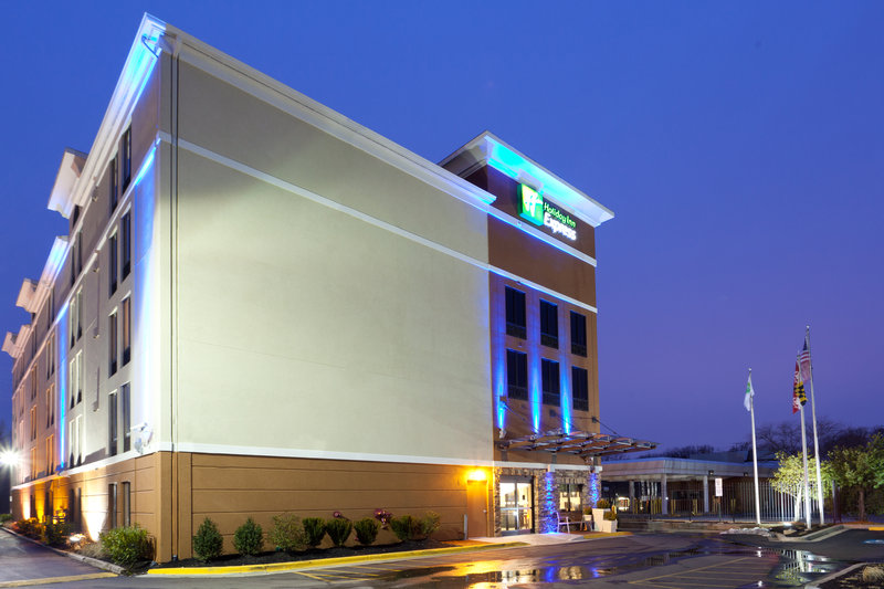 Holiday Inn Express Washington DC-BW Parkway 3/73