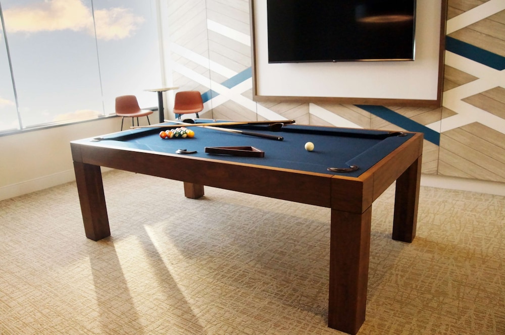 Hilton Garden Inn Minneapolis Downtown 50/56