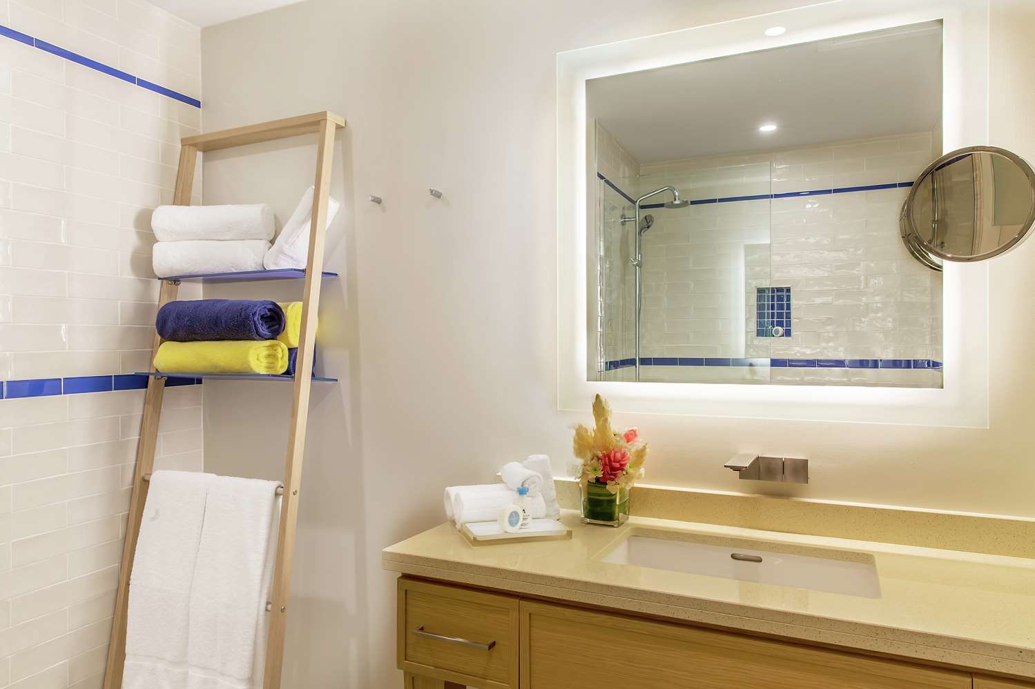 Room, Double Bed, Swim Up Pool