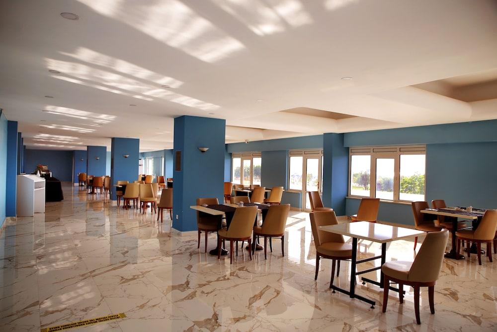 Grand Sile Hotel 11/17