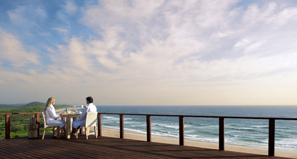 White Pearl Resort Ponta Mamoli 45/50