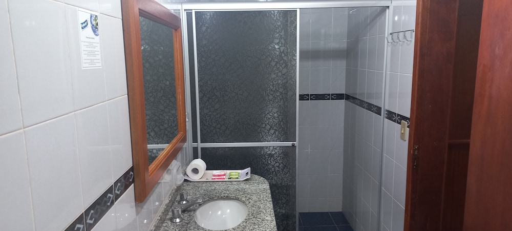 CANZI CATARATAS HOTEL 48/50