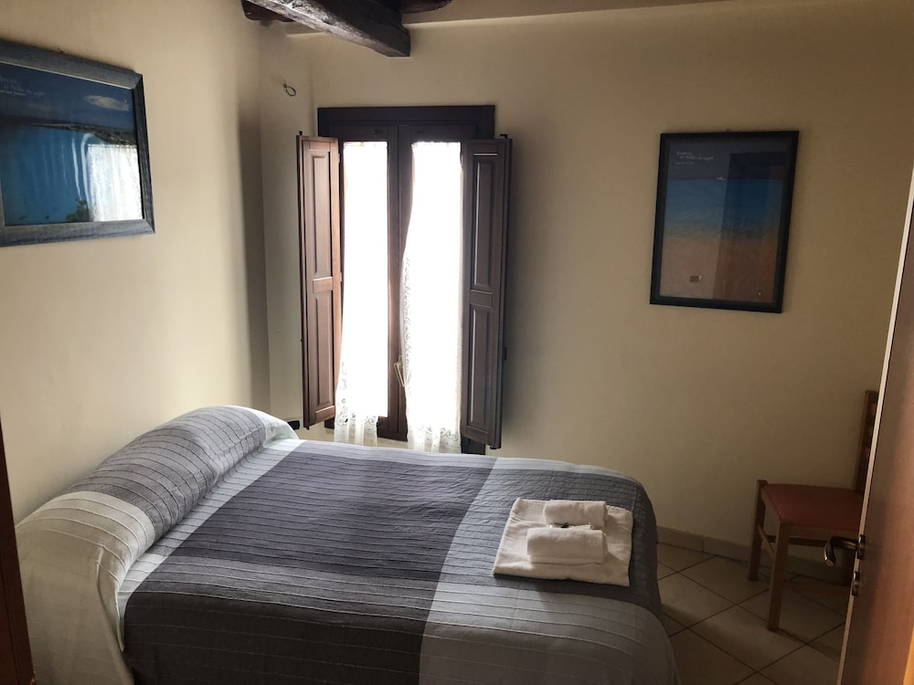2 BEDROOMS, FAMILY, APARTMENT