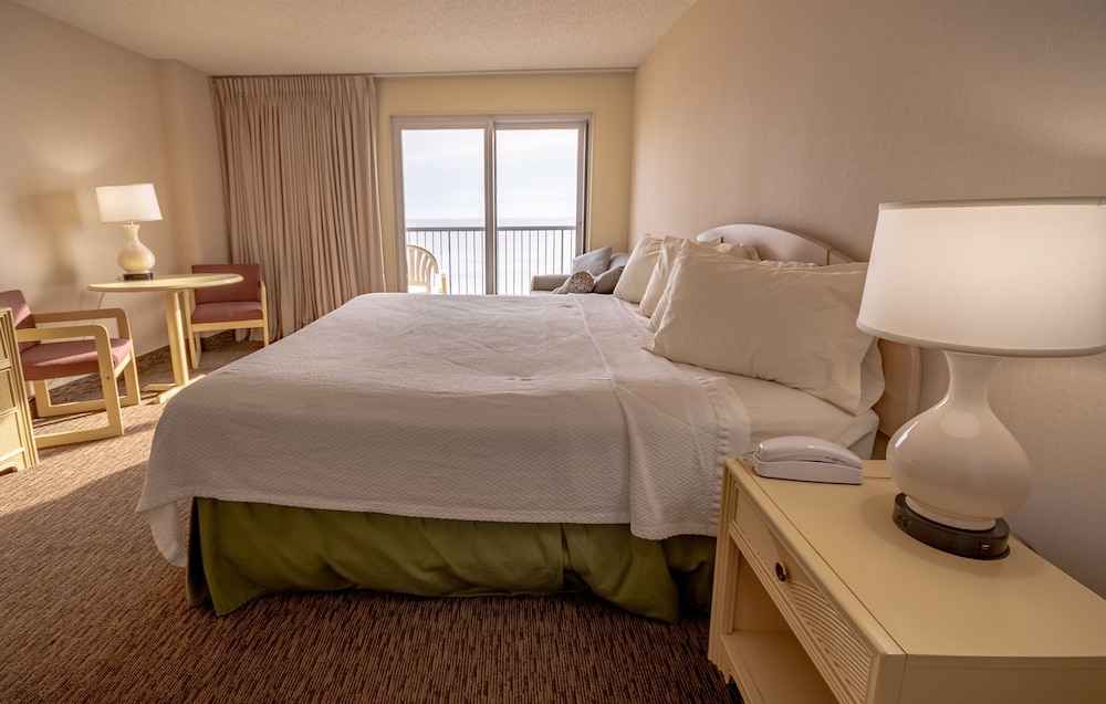 Americana Hotel Oceanfront 35/68