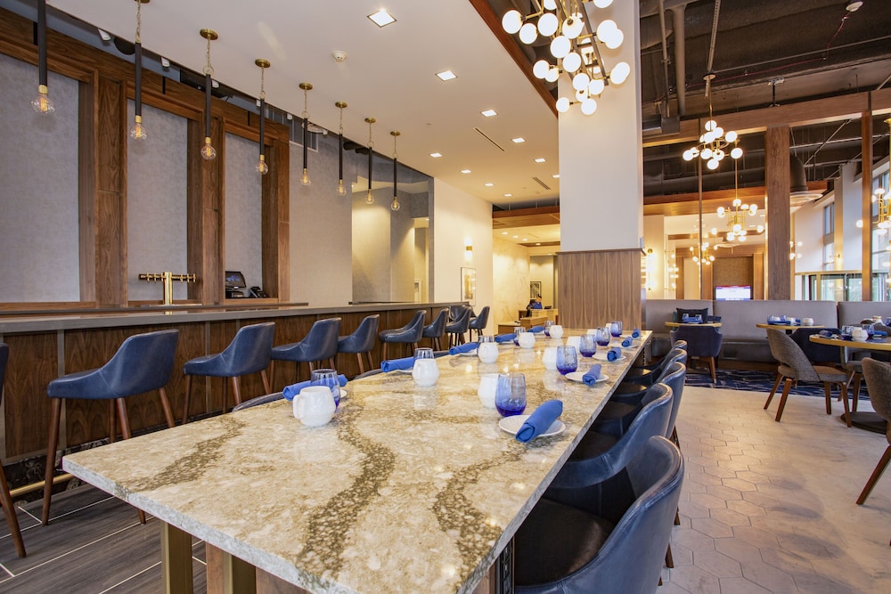 Blu Tique Hotel 4/34