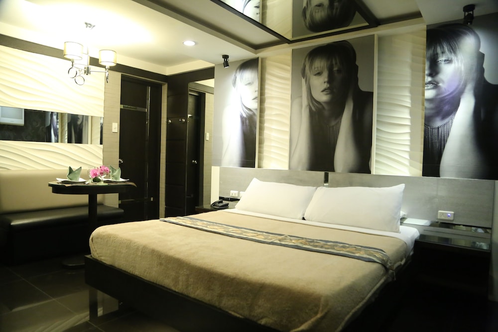 Victoria Court Las Pinas 14/47
