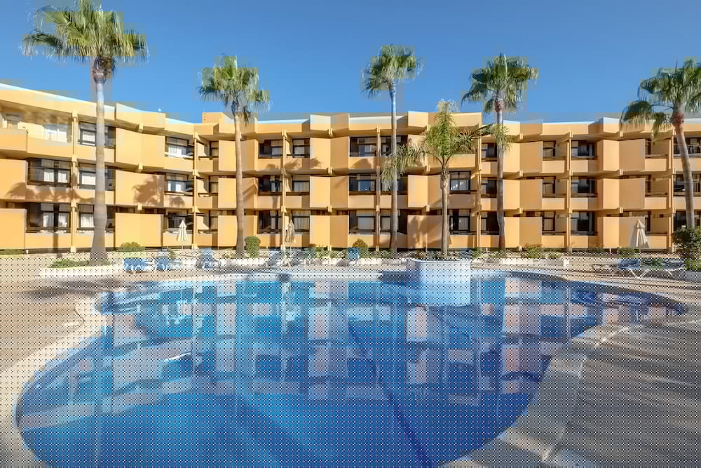 Auramar Beach Resort 9/67