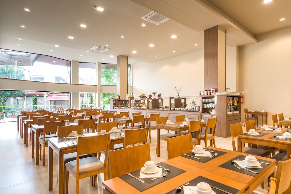 Hotel Laghetto Vivace 36/57