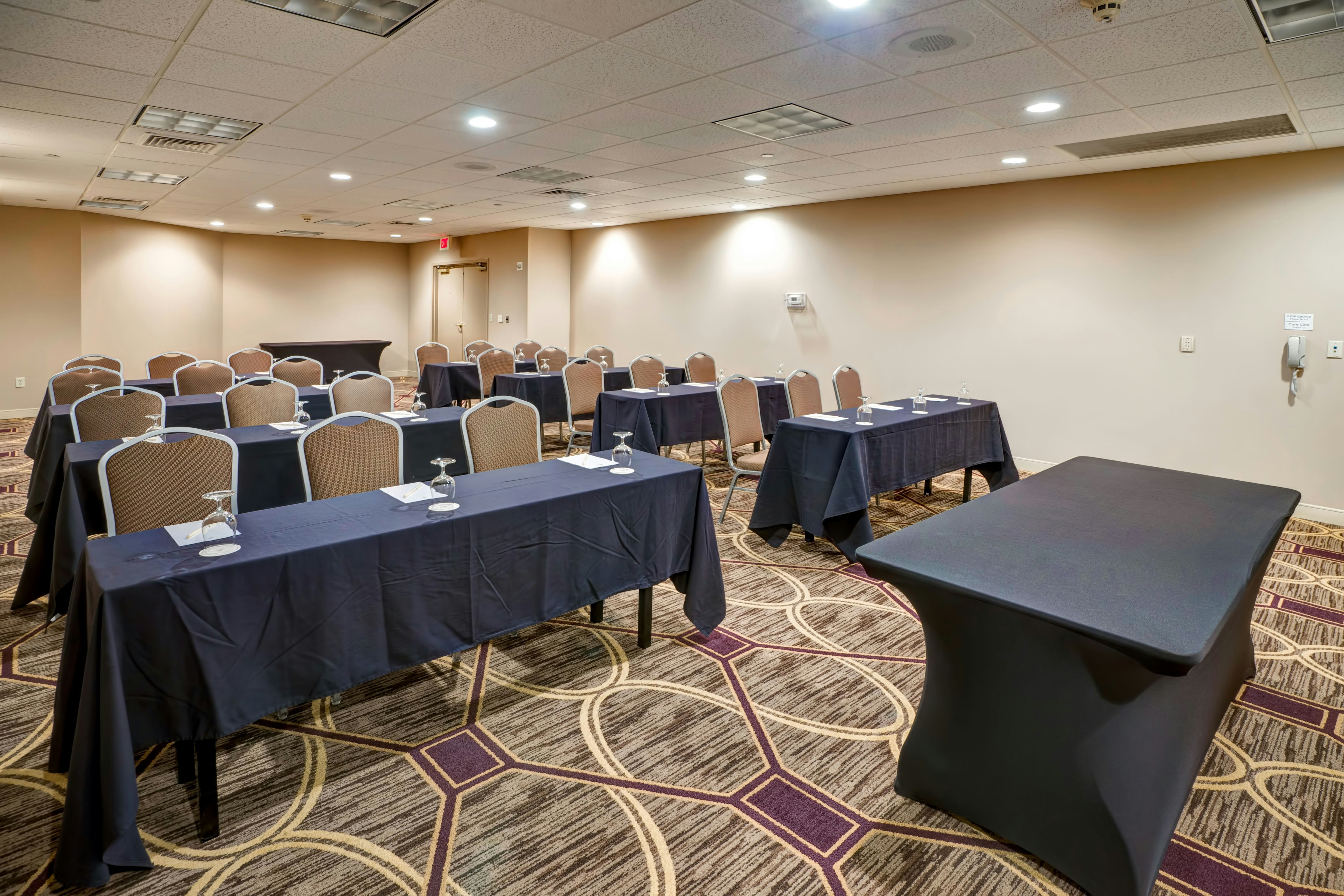 Doubletree Hotel Downtown Wilmington Legal 49/60