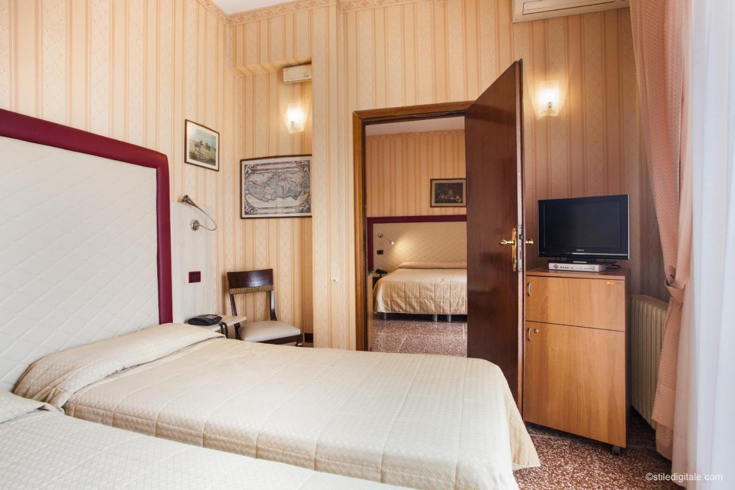 La Pace Hotel 56/122