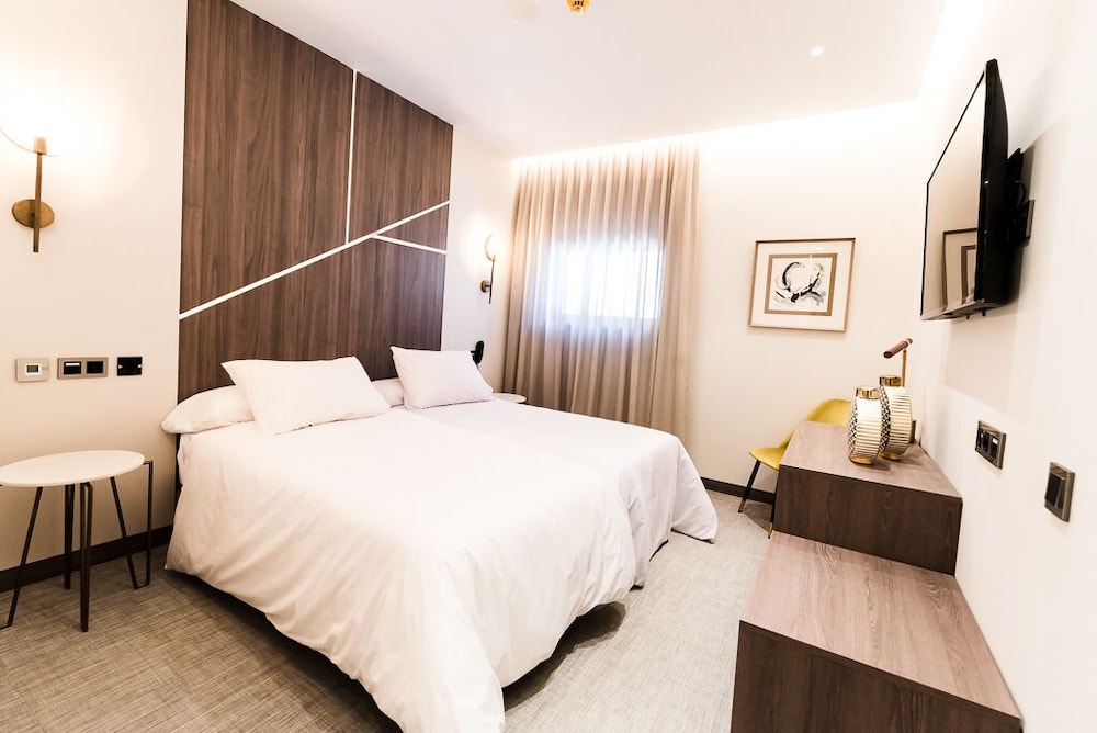 Ansares Hotel 16/50