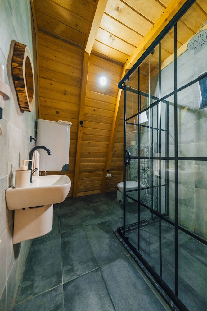 Babil Bungalow Hotel 7/23