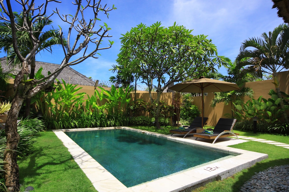 Mutiara Bali Boutique Resort Villa Spa 63/69