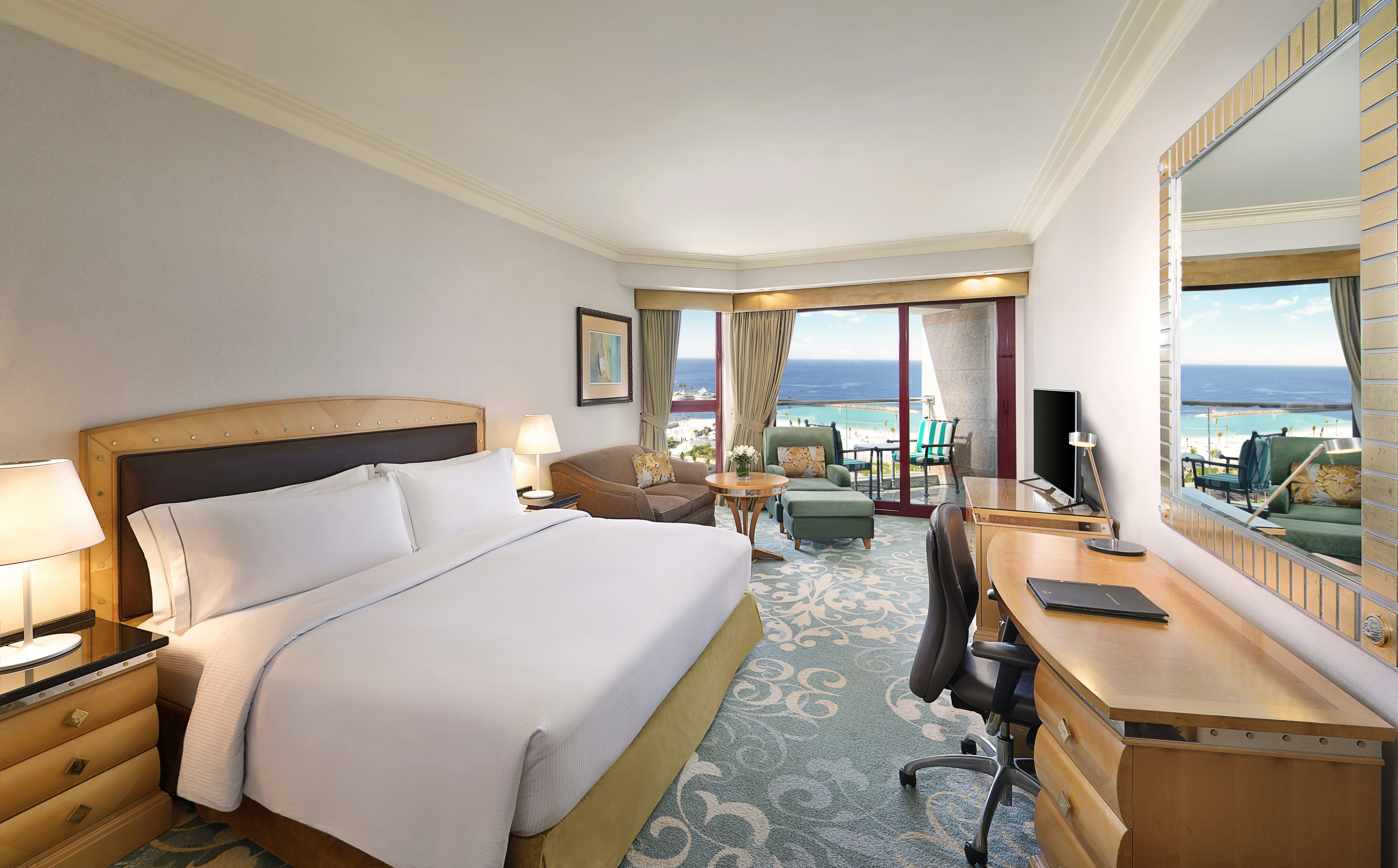 Deluxe, King Bed, Sea View