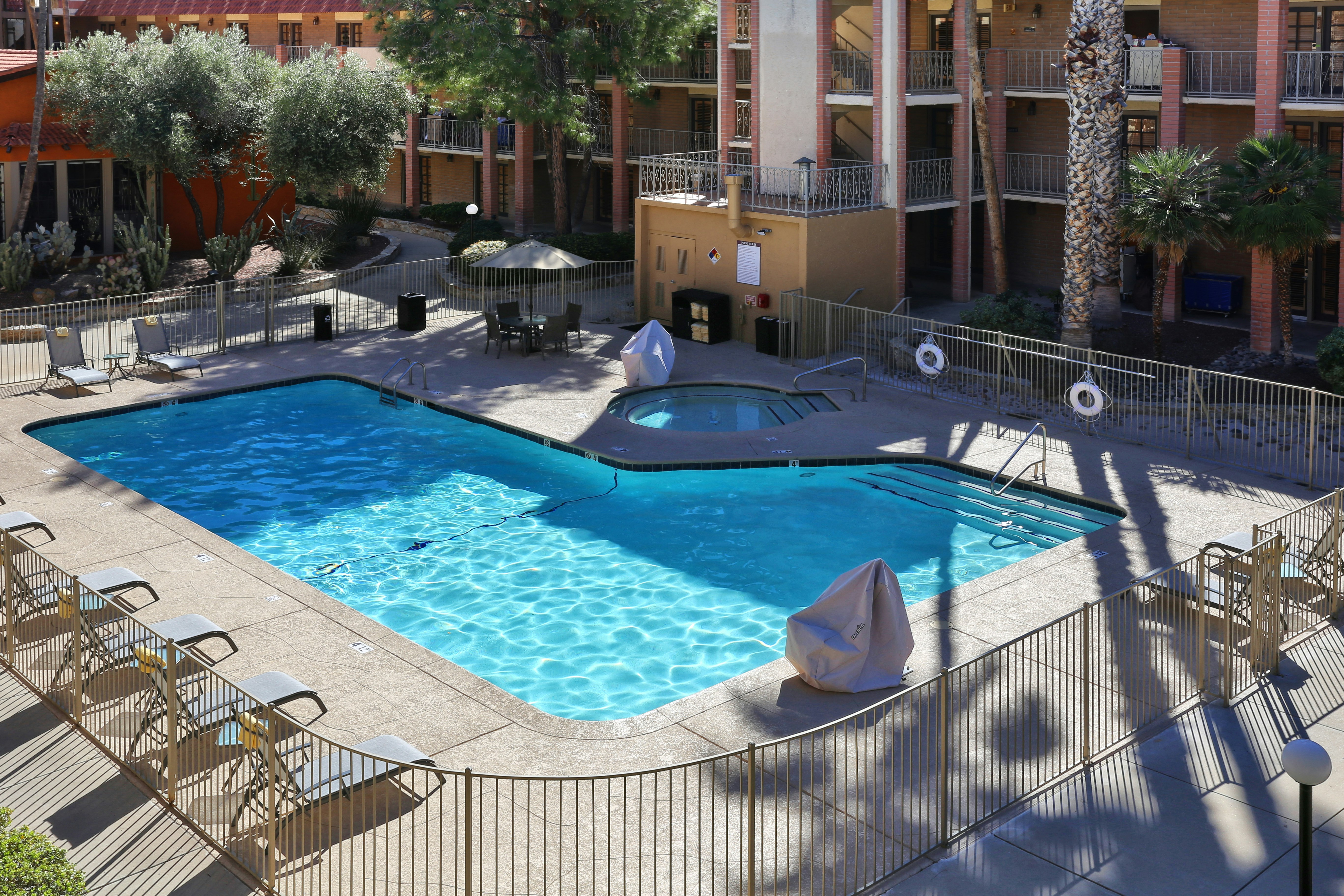 DoubleTree Suites by Hilton Tucson Airport 67/67