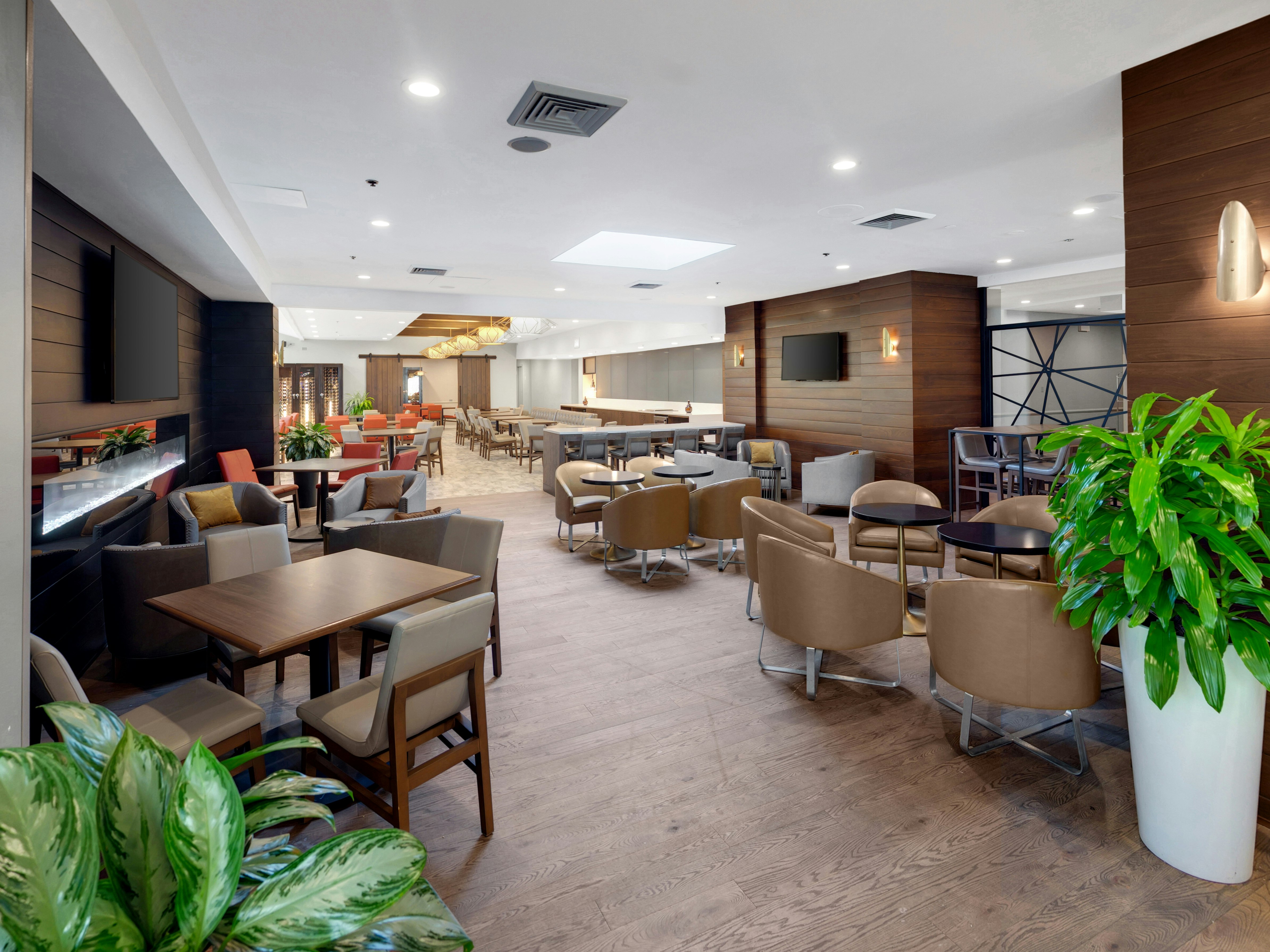 Hilton Chicago/Oak Lawn 38/76