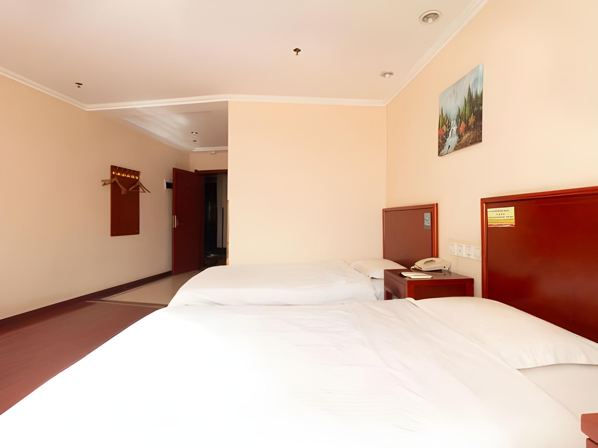 Room at GreenTree Inn Chaoyang Shuangta District Chaoyang Street Fangzhi Road Express Hotel, CHAOYANG