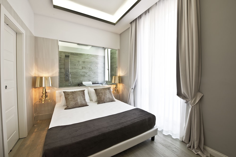 Corso Boutique Luxury Rooms 10/48