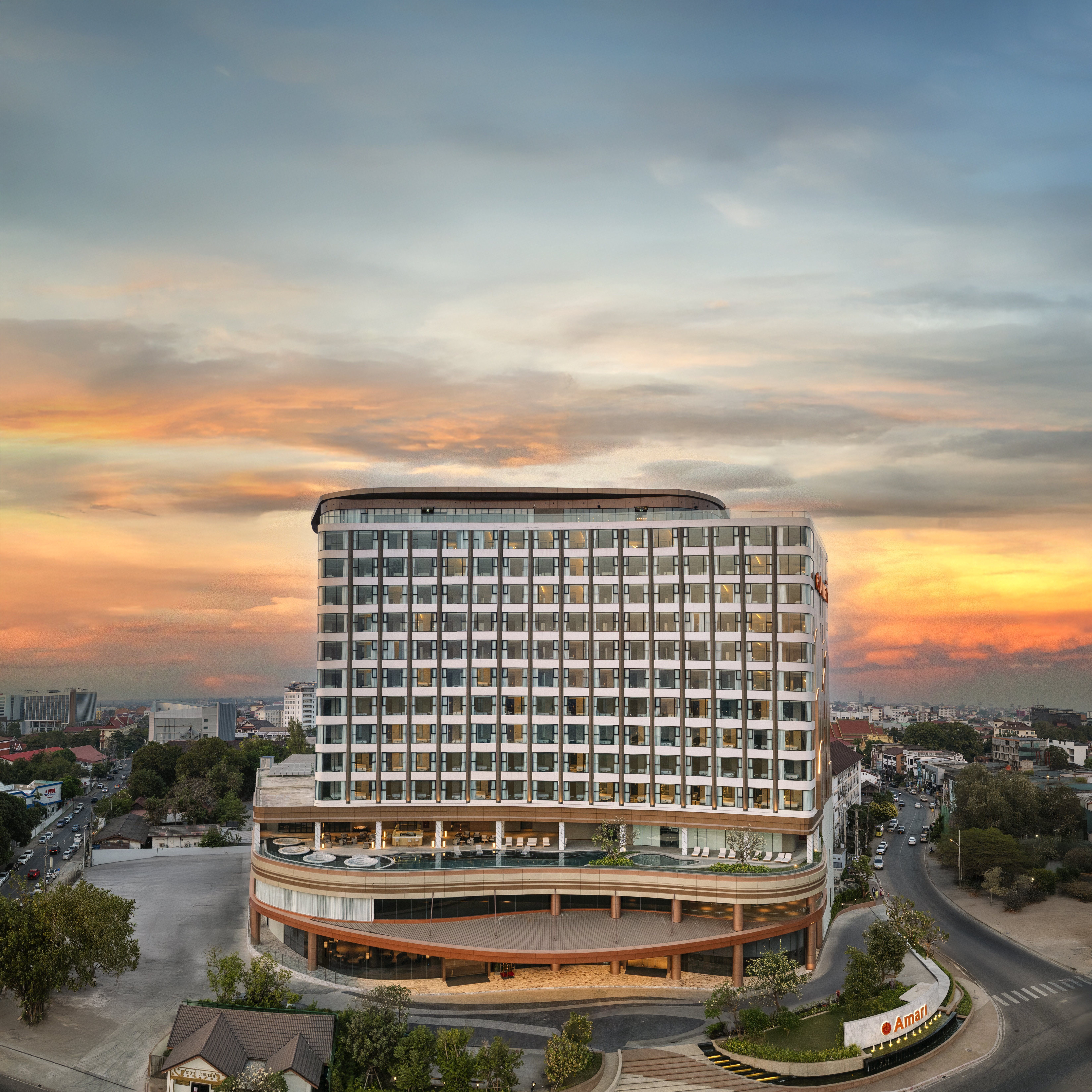Amari Vientiane Laos 2/58