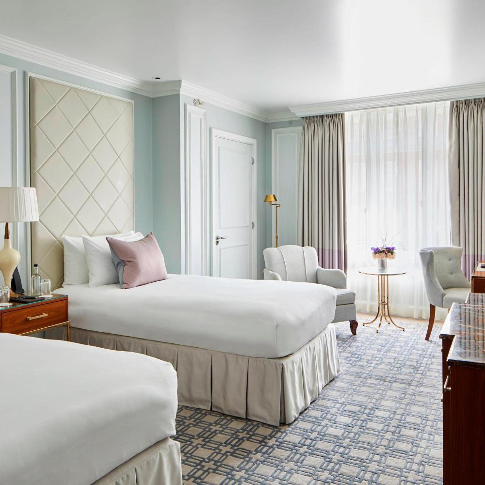 Guest Room, Deluxe, Twin Beds