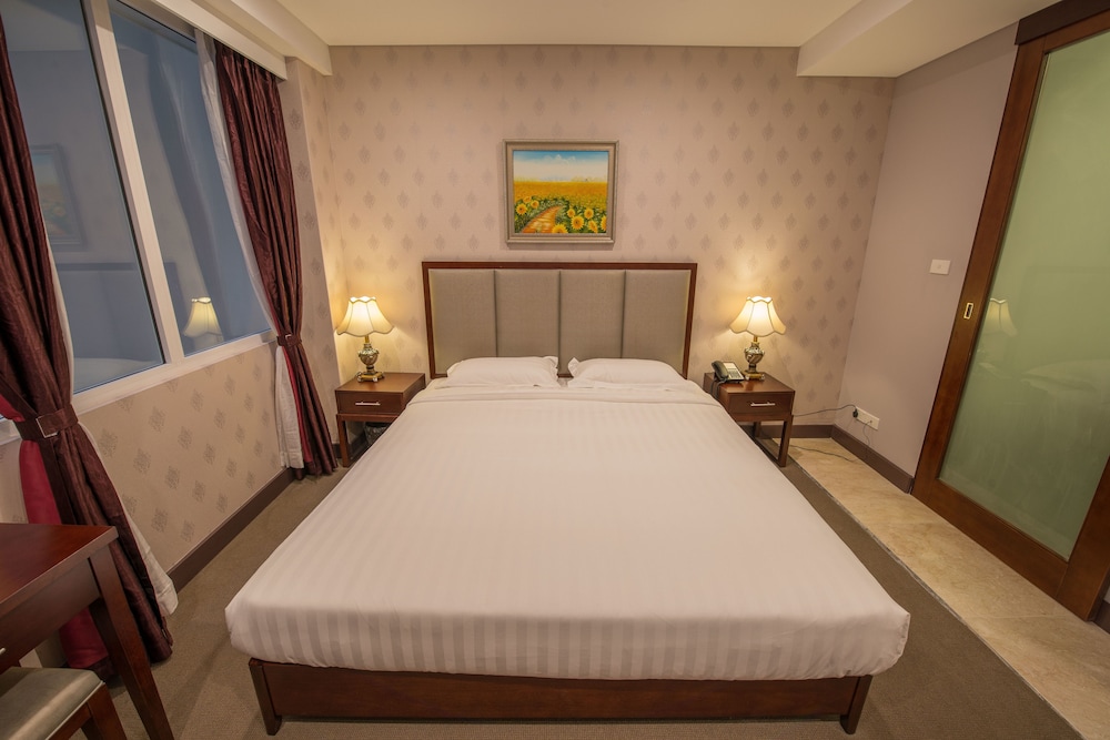 MEGABOOM CITY HOTEL 18/54