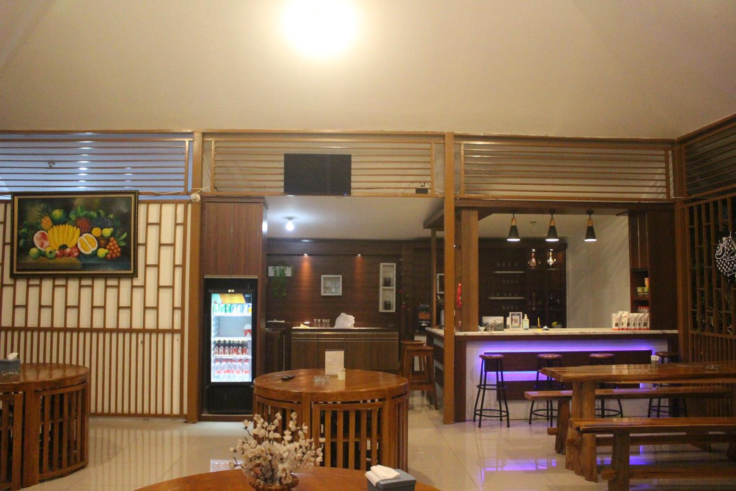 Aluky Hotel 14/15